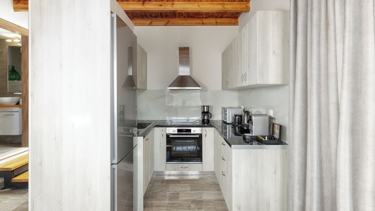 Photo of Kitchen in Makry Gialos