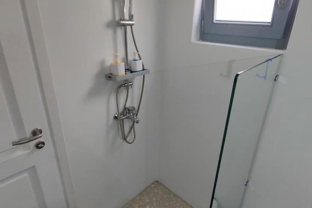 Photo of Bathroom in Katapola