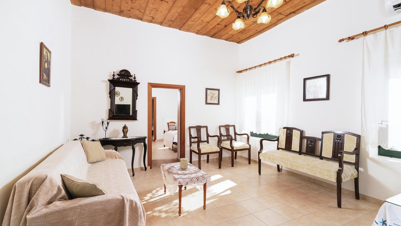 Photo of Livingroom in Alithini