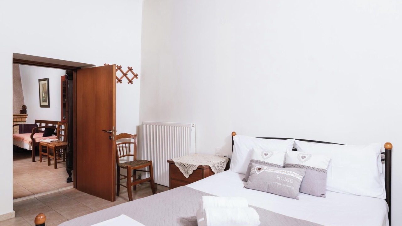 Photo of Bedroom in Alithini