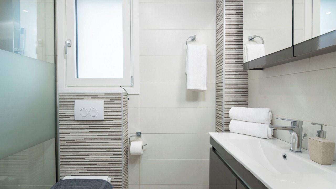Photo of Bathroom in Afra