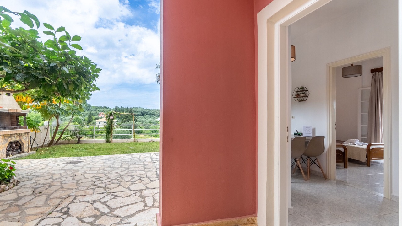 Photo of Patio Balcony in Astrakeri