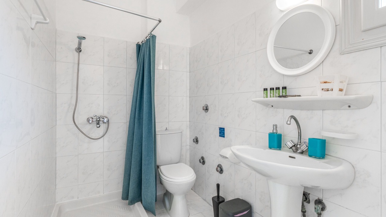 Photo of Bathroom in Astrakeri