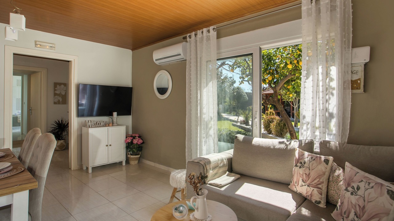 Photo of Livingroom in Petaloudes