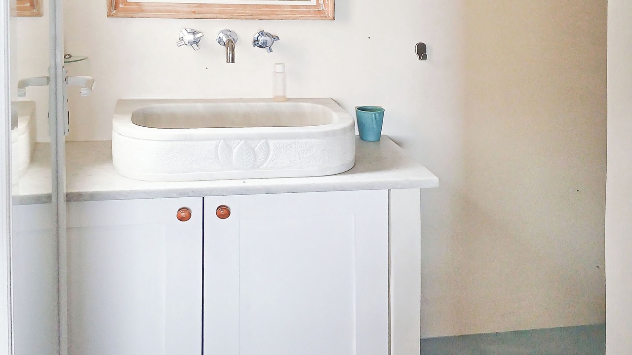 Photo of Bathroom in Syros