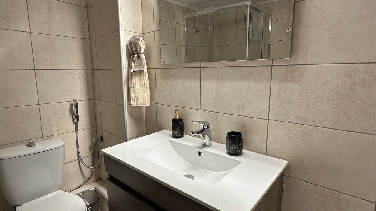Photo of Bathroom in Peiraiki