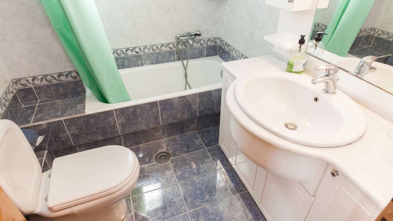 Photo of Bathroom in Korydallos