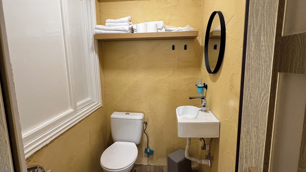Photo of Bathroom in Omonia