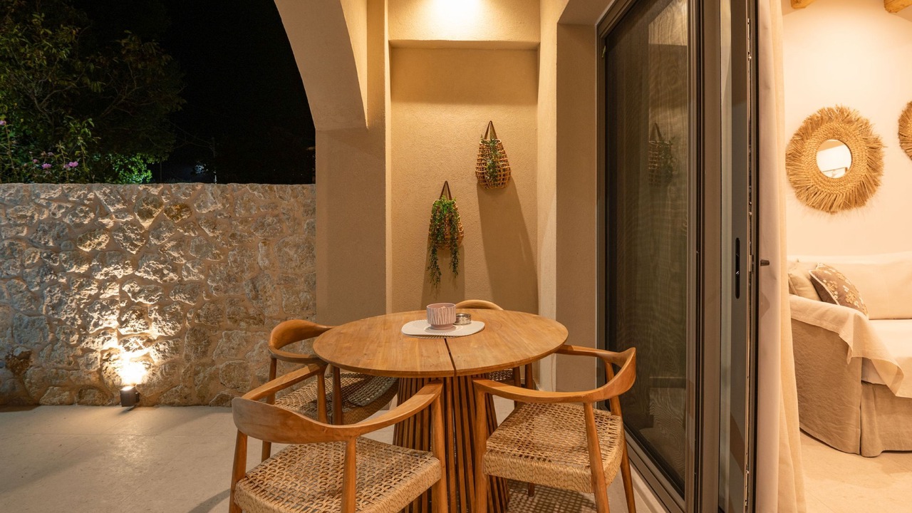Photo of Outdoor in Kouramades