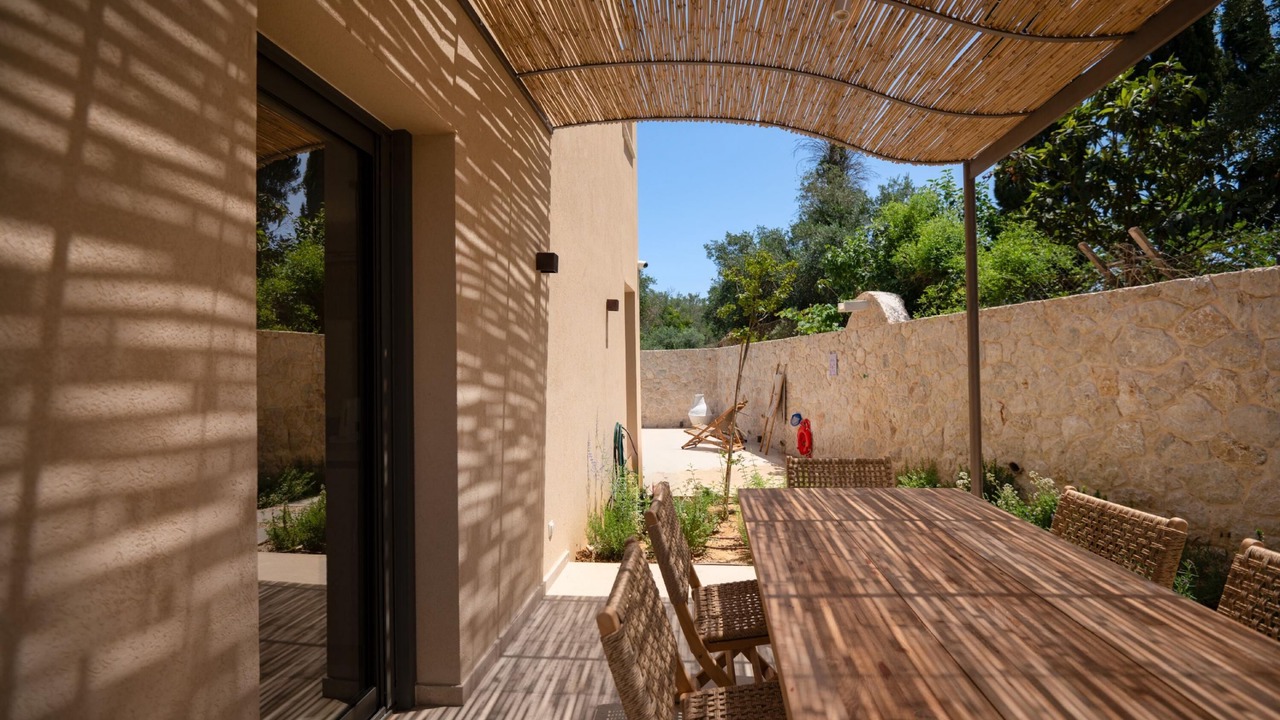 Photo of Outdoor in Kouramades