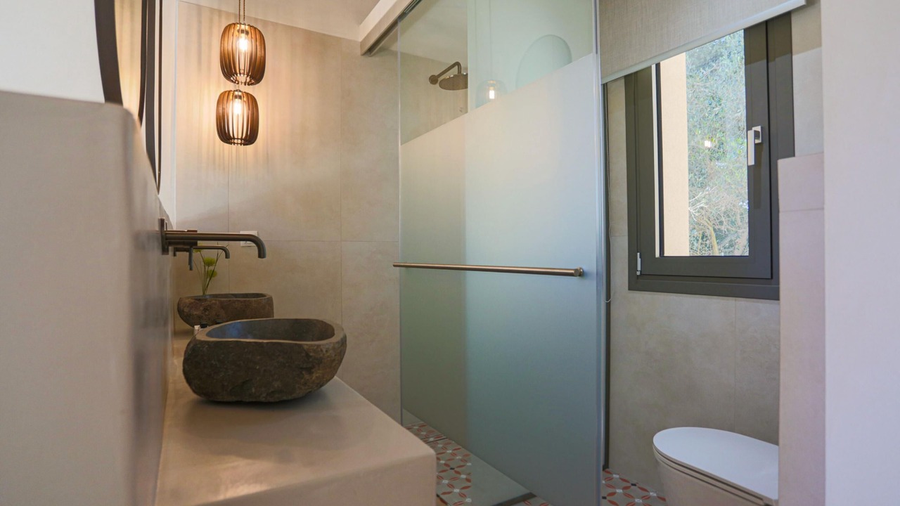 Photo of Bathroom in Kouramades