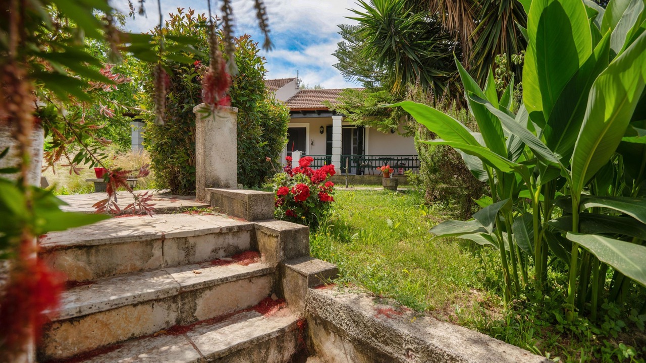 Photo of Outdoor in Magoulades