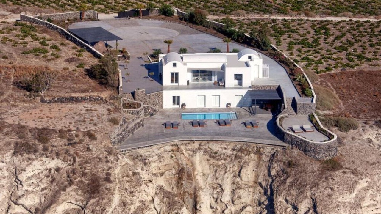 Photo of Outdoor in Fira