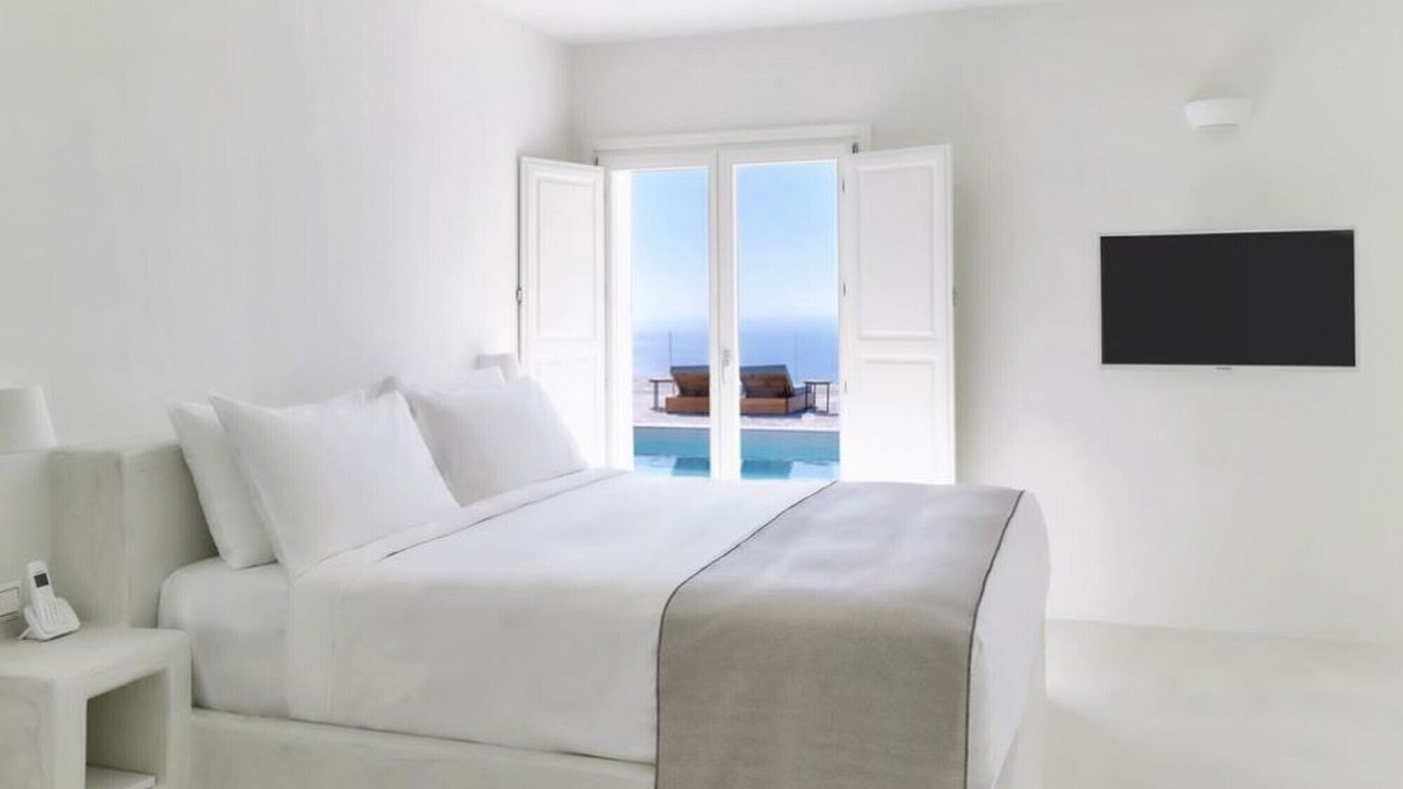 Photo of Bedroom in Fira