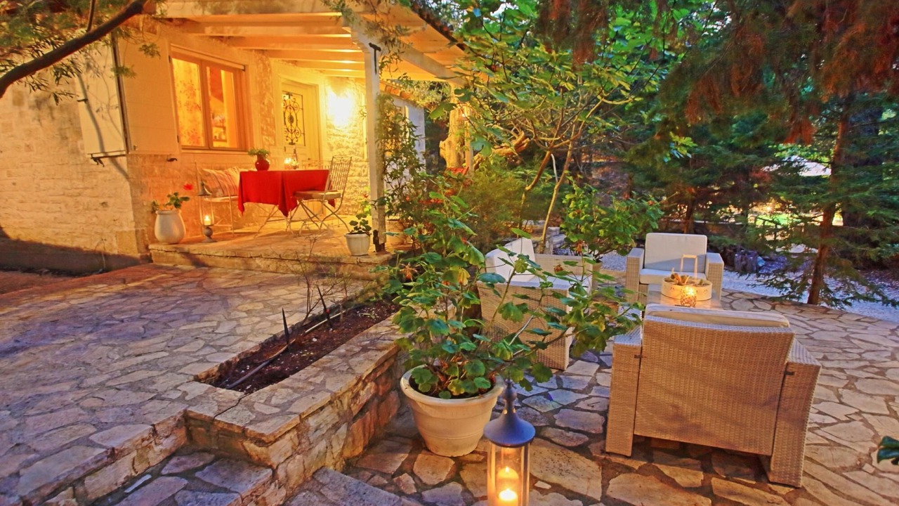 Photo of Patio Balcony in Katsimatika