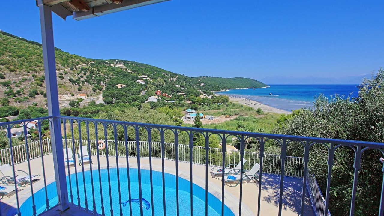 Photo of Outdoor in Apraos