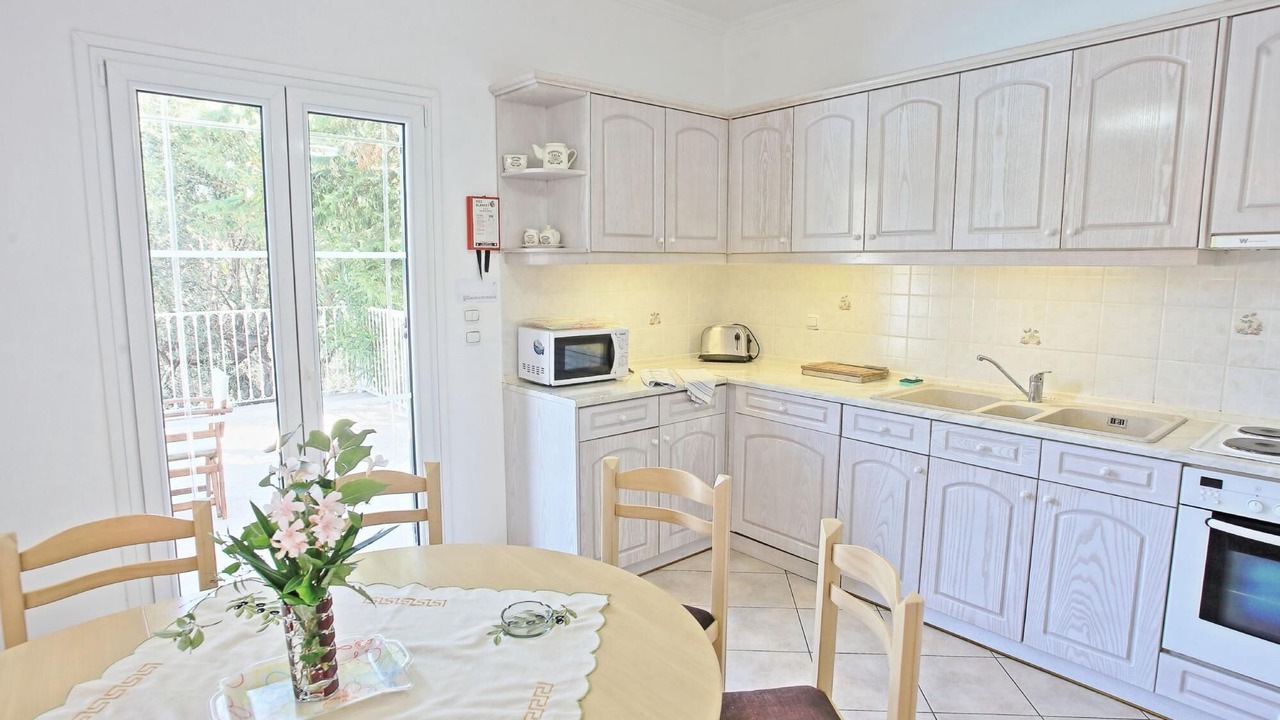Photo of Kitchen in Apraos
