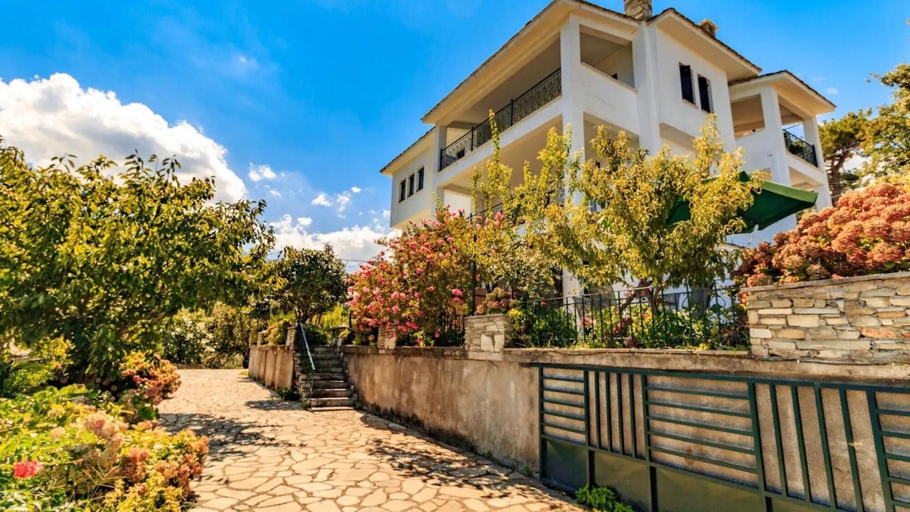 Photo of Outdoor in Agios Dimitrios
