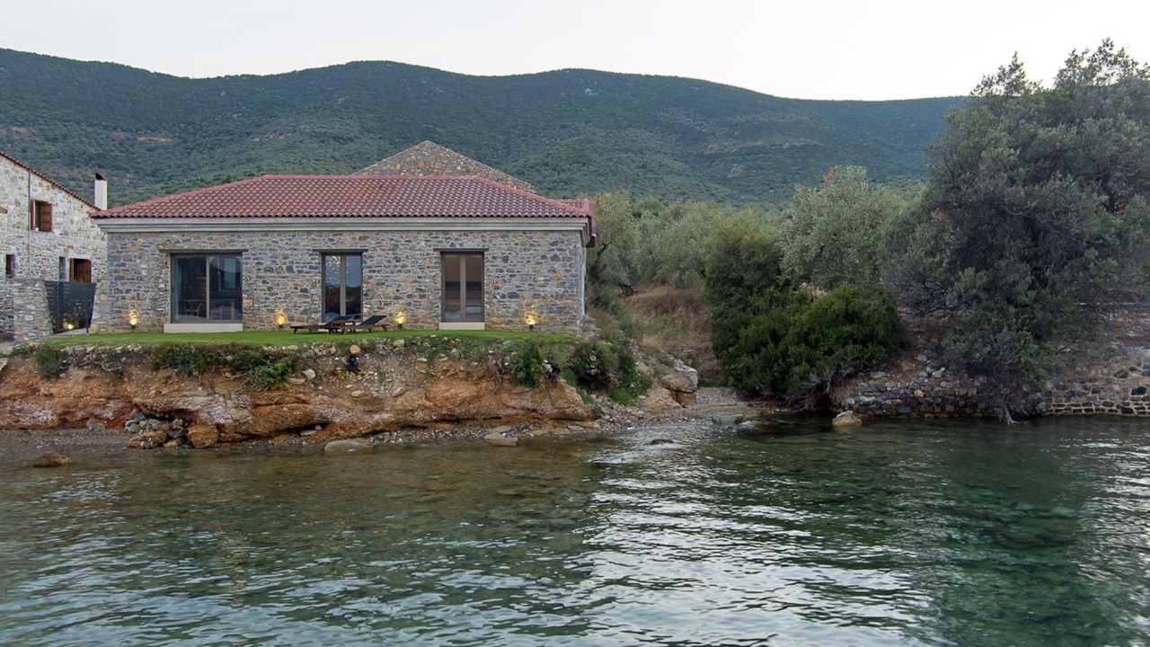 Photo of Outdoor in Sourpi