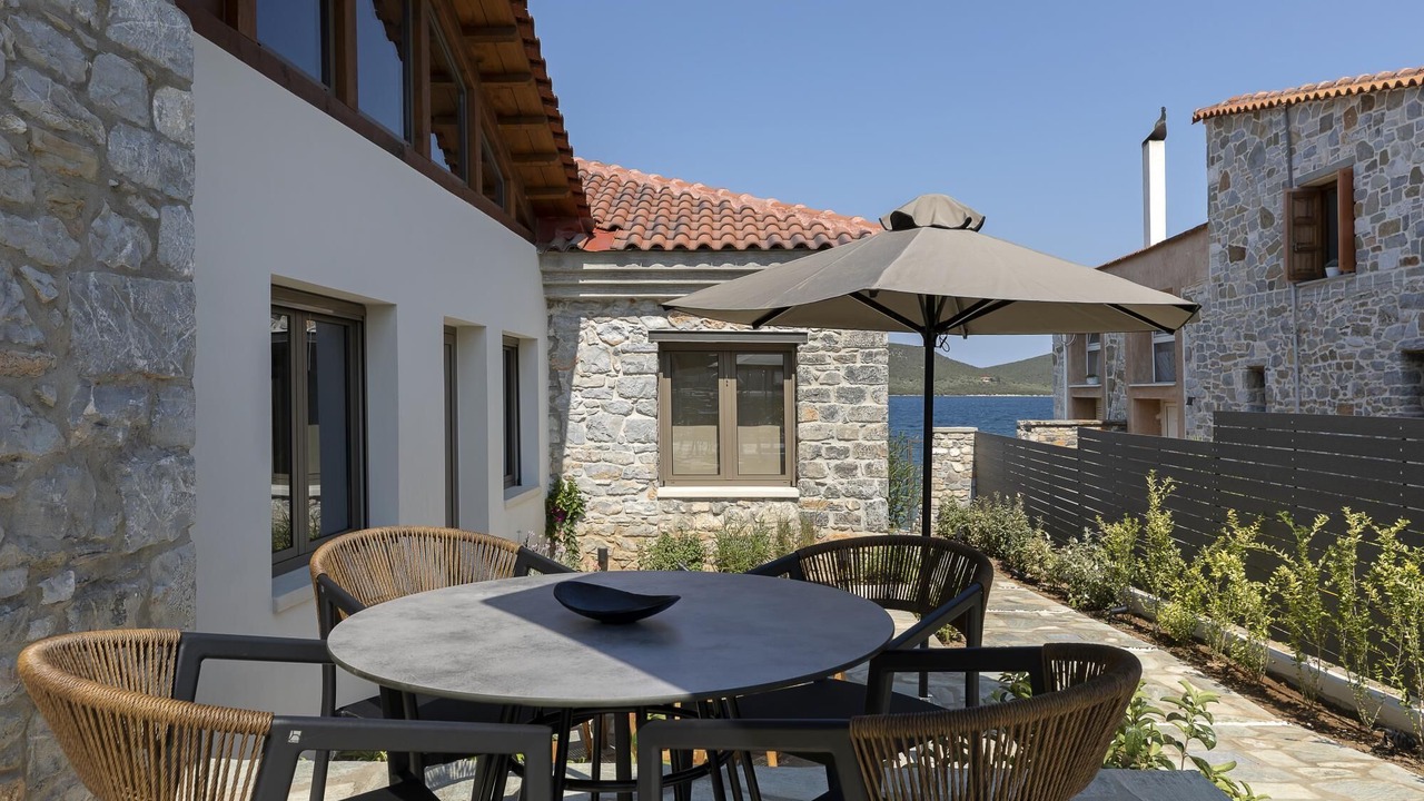 Photo of Outdoor in Sourpi