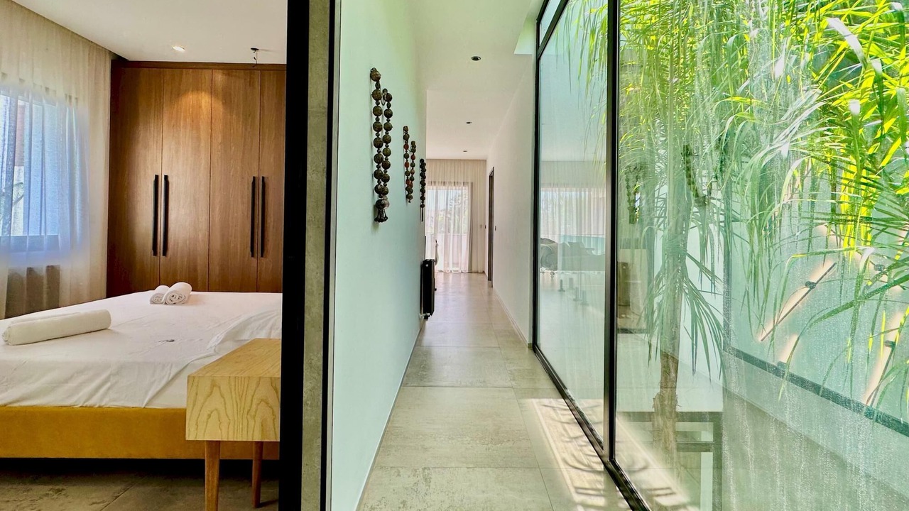 Photo of Bedroom in Chotrana