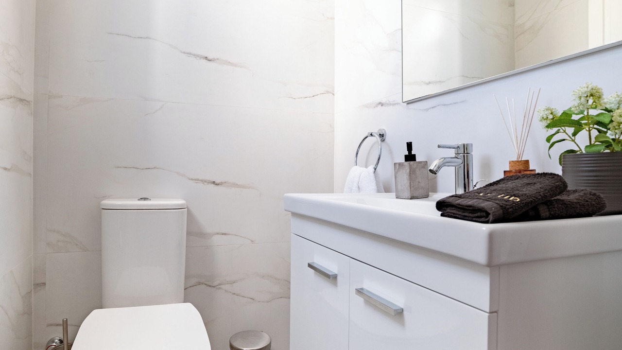 Photo of Bathroom in Molos