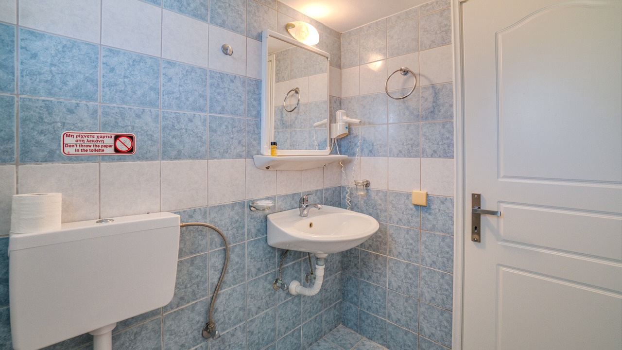 Photo of Bathroom in Arillas