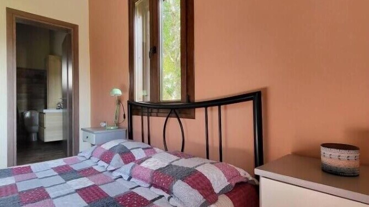 Photo of Bedroom in Alinda