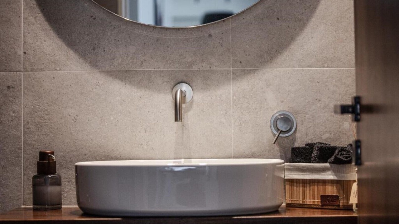 Photo of Bathroom in Volos City Centre