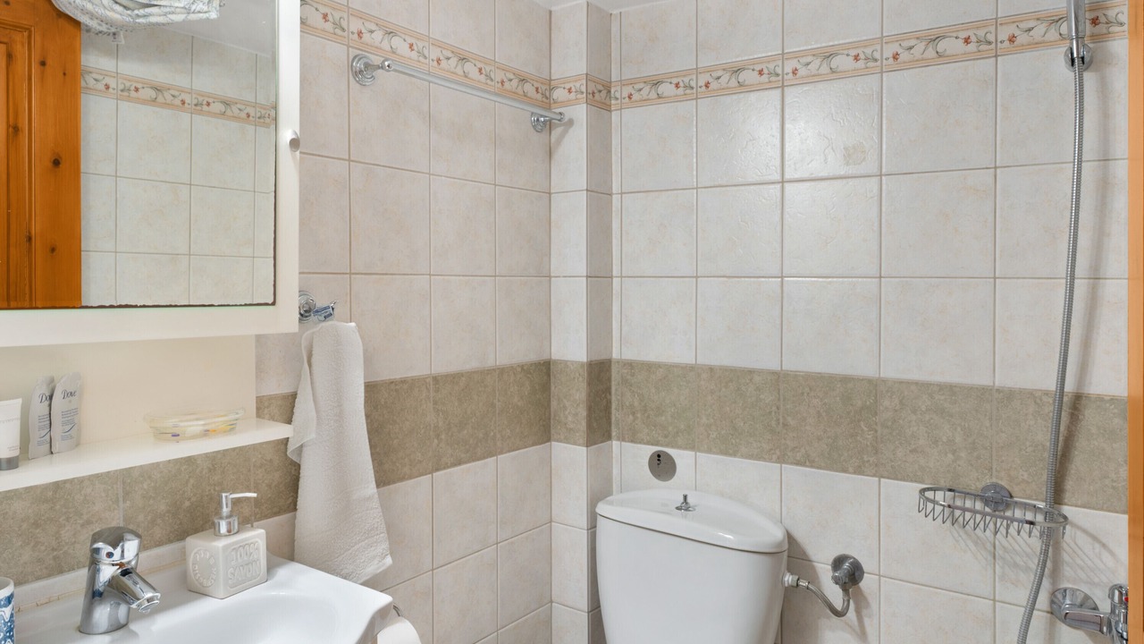 Photo of Bathroom in Loutra