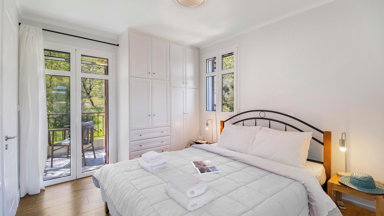 Photo of Bedroom in Asprogerakata