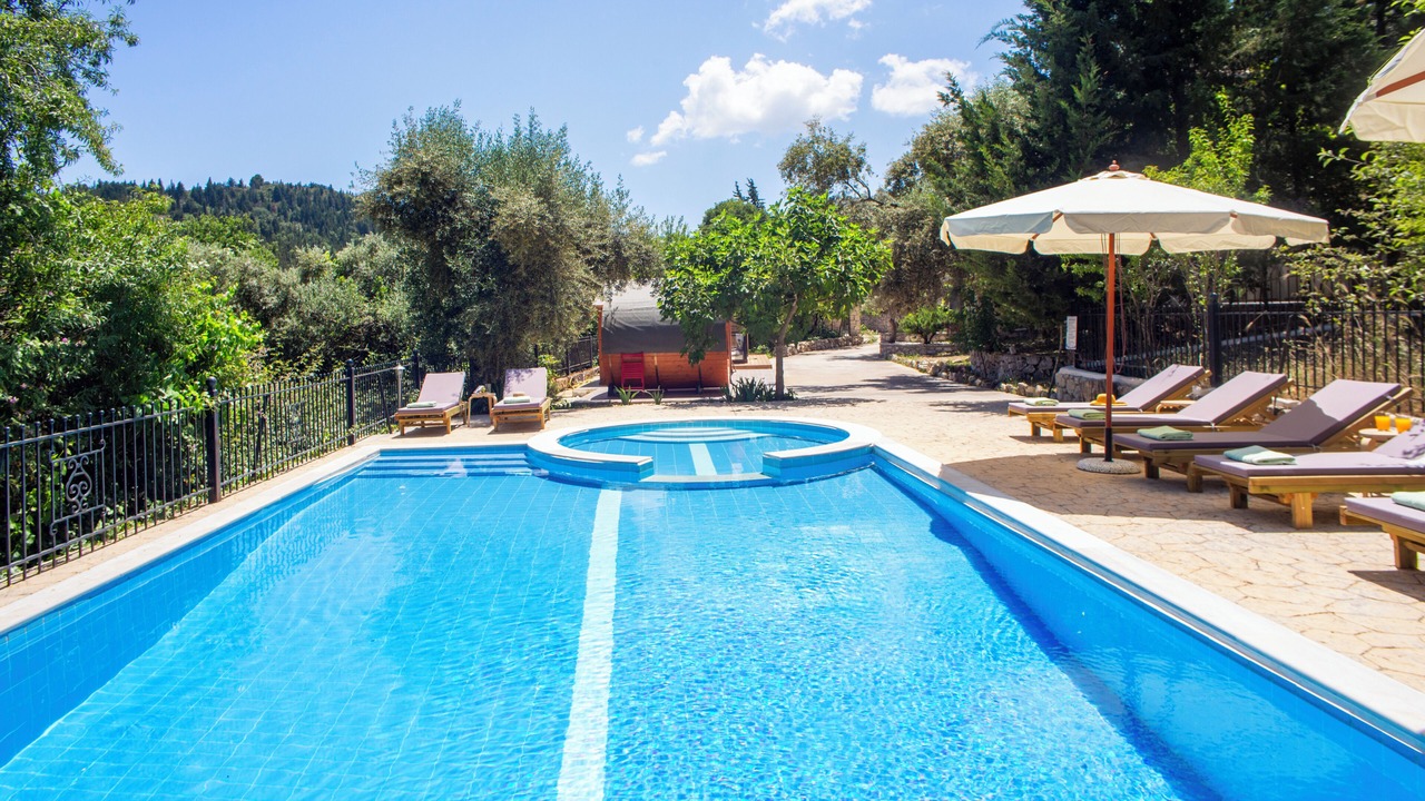 Photo of Outdoor in Asprogerakata