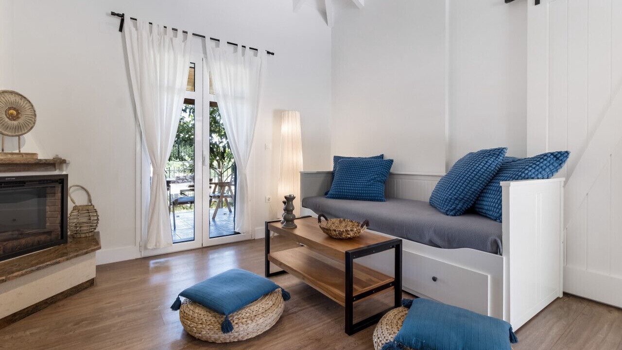 Photo of Livingroom in Asprogerakata