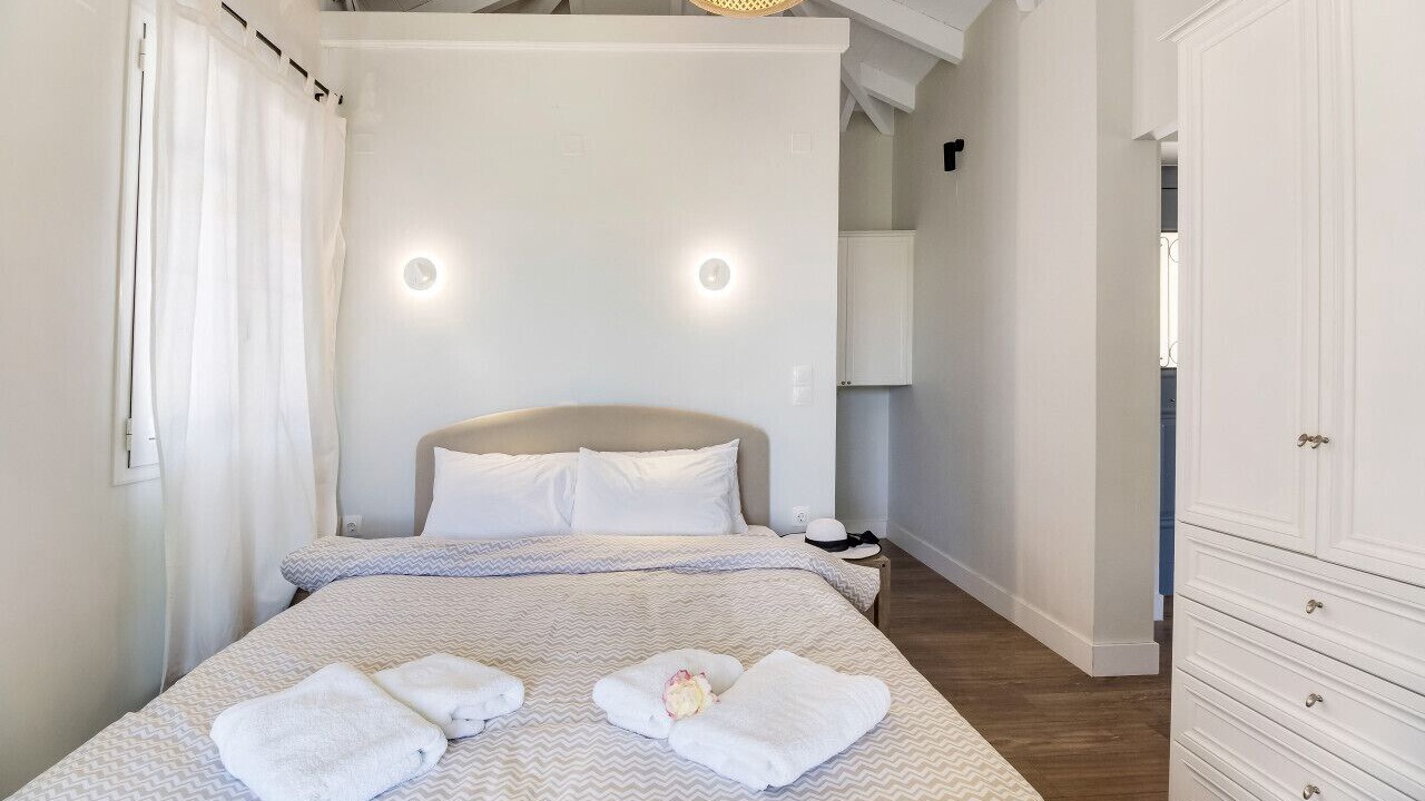 Photo of Bedroom in Asprogerakata