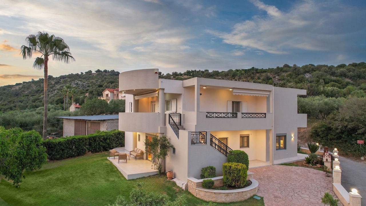 Photo of Outdoor in Perama