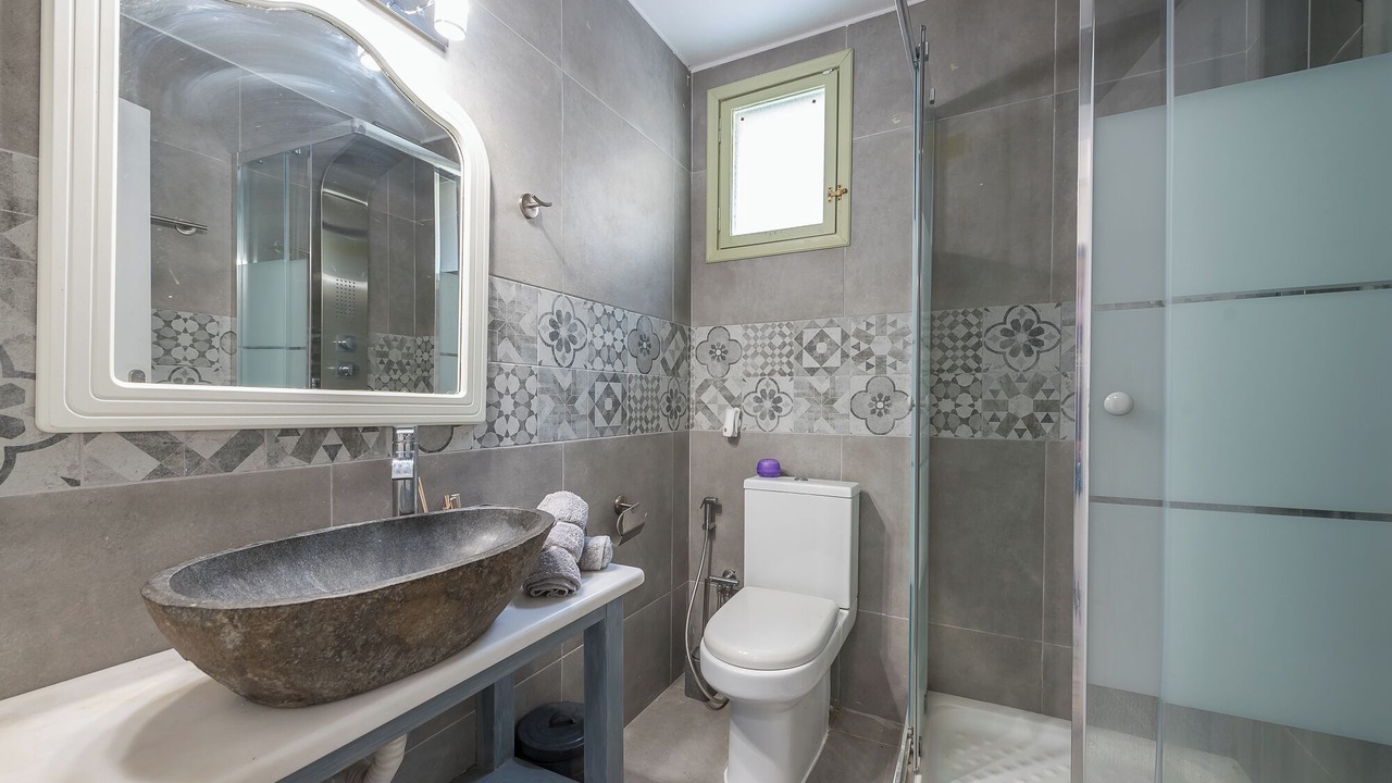 Photo of Bathroom in Spata-Artemida