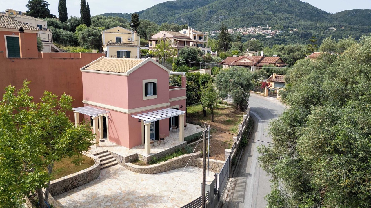 Photo of Outdoor in Achilleio