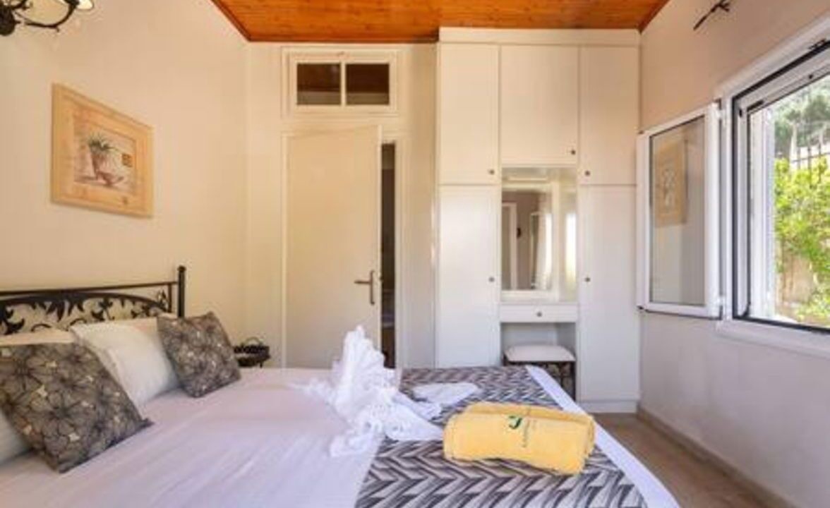 Photo of Bedroom in Katavolos