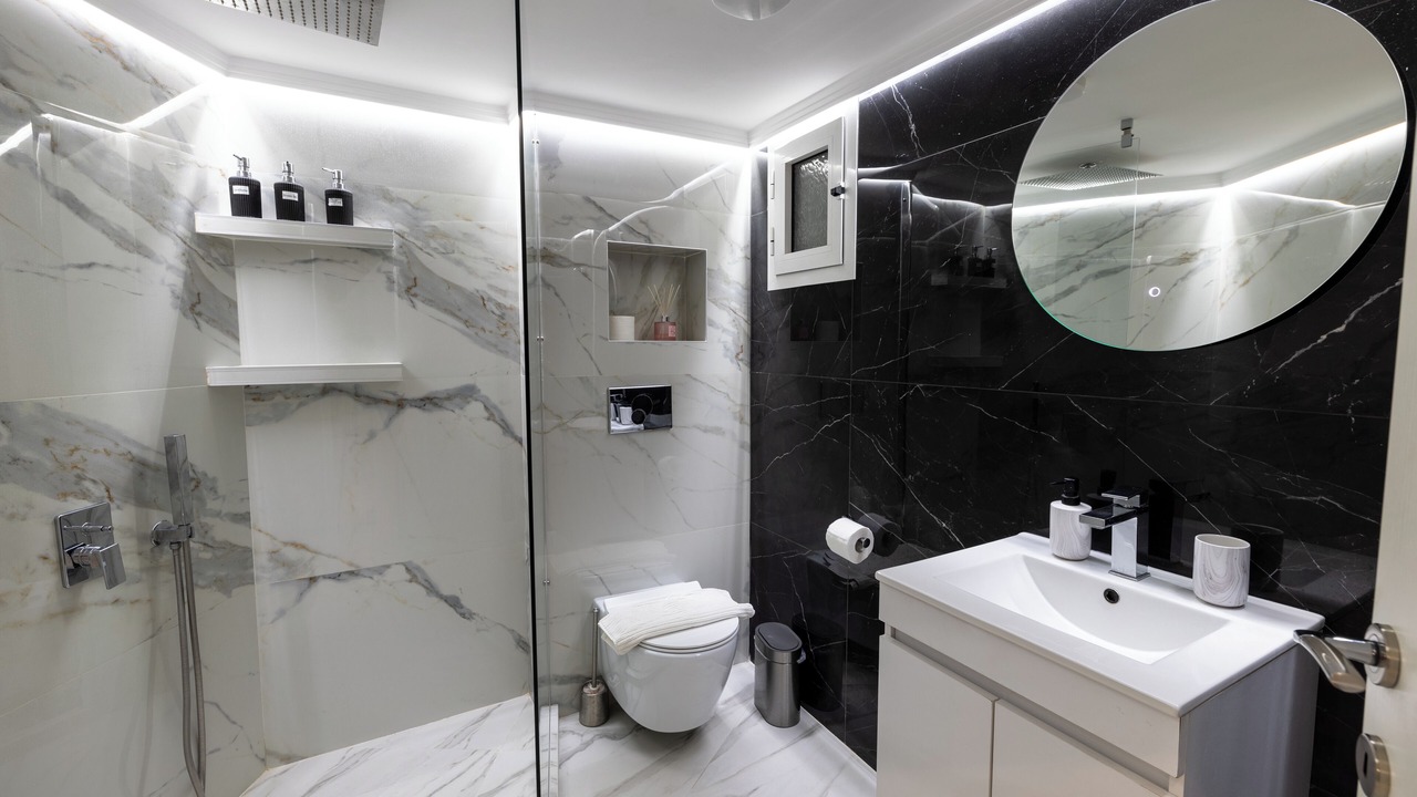 Photo of Bathroom in Thessaloniki City Centre