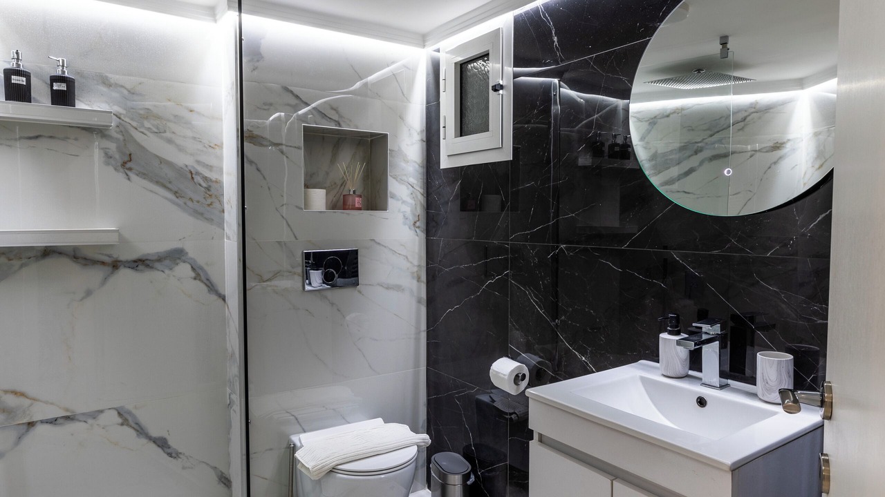 Photo of Bathroom in Thessaloniki City Centre