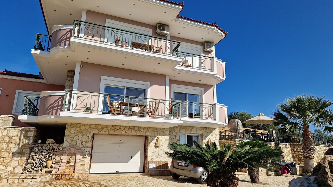 Photo of Outdoor in Romanos