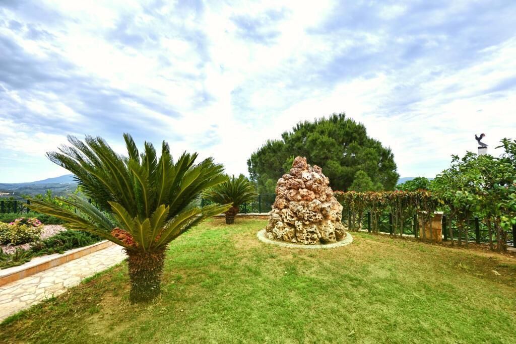 Photo of Outdoor in Romanos