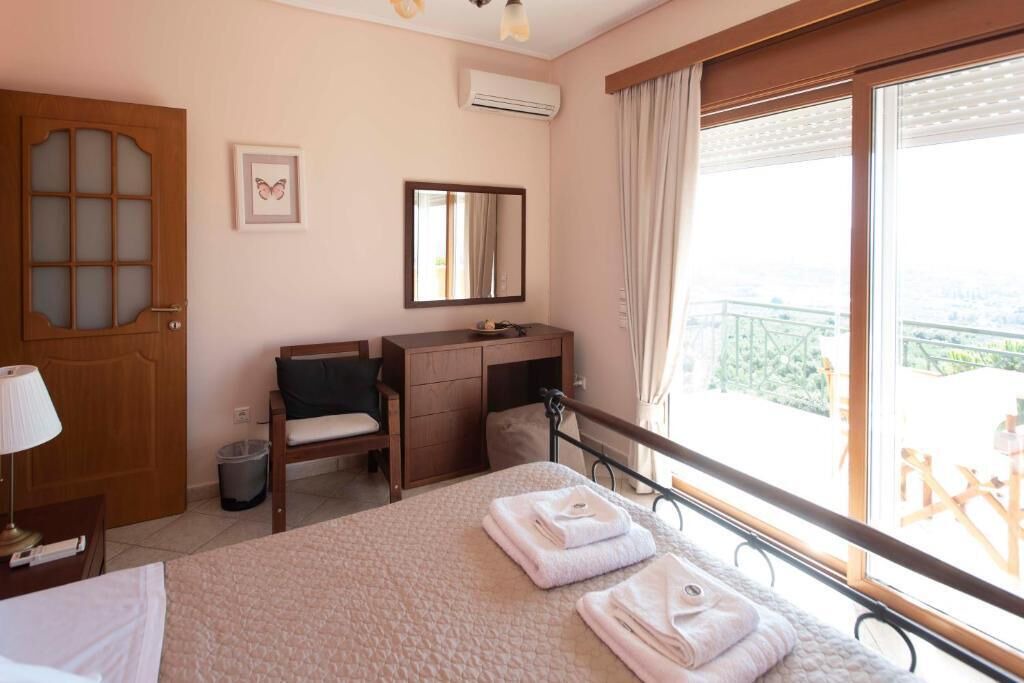 Photo of Bedroom in Romanos