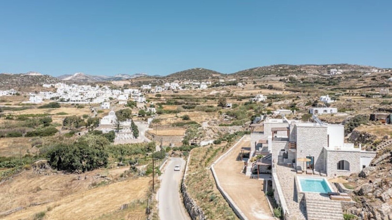 Photo of Outdoor in Glinado
