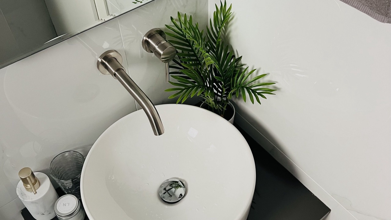 Photo of Bathroom in Elliniko-Argyroupoli