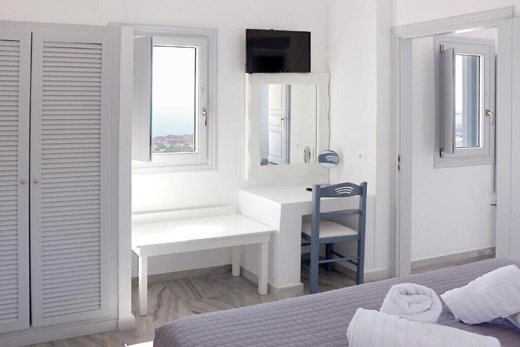 Photo of Bedroom in Firostefani