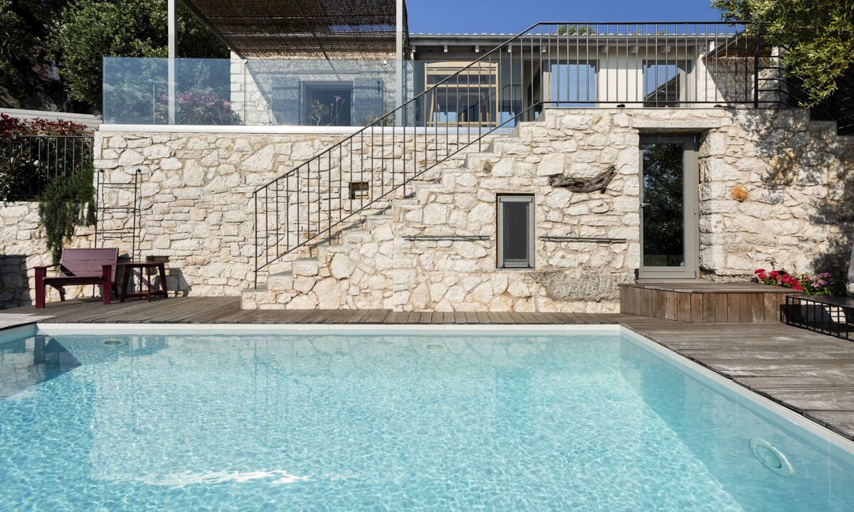Photo of Outdoor in Magoulades