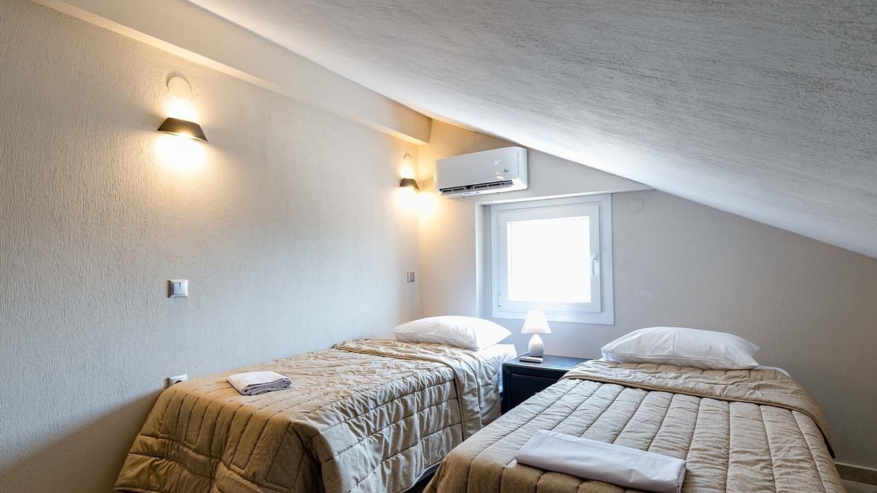 Photo of Bedroom in Flogita