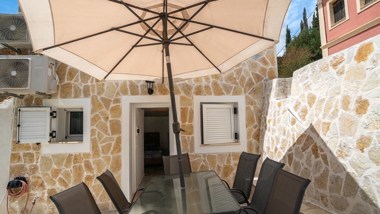 Photo of Outdoor in Karousades