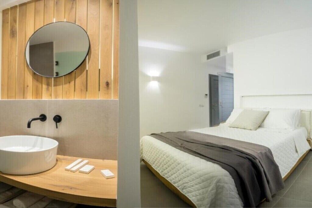 Photo of Bathroom in Kini